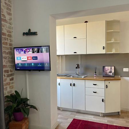 Bricks Studio Apartments Tirana Exterior foto